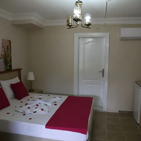 Otel Cunda Sir Ayvalı